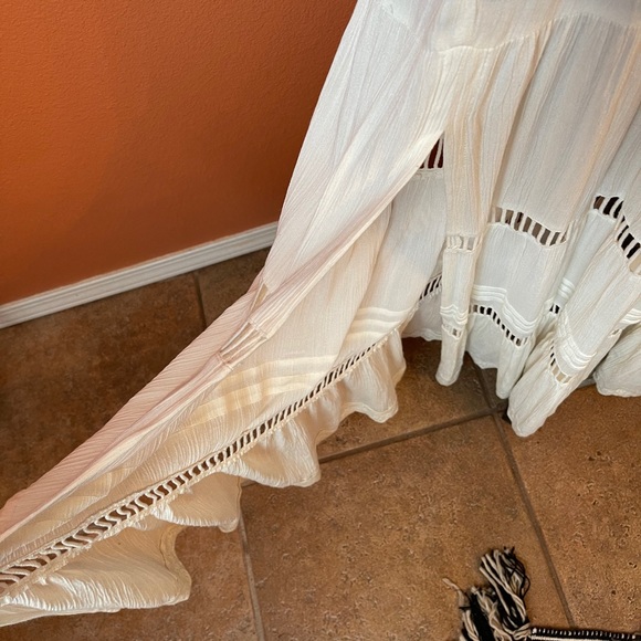 Cleobella Maxi Dress. Ivory. Size Large. - Picture 6 of 13